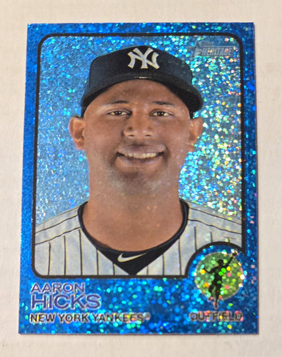 Aaron hicks 2022 topps - hicks,